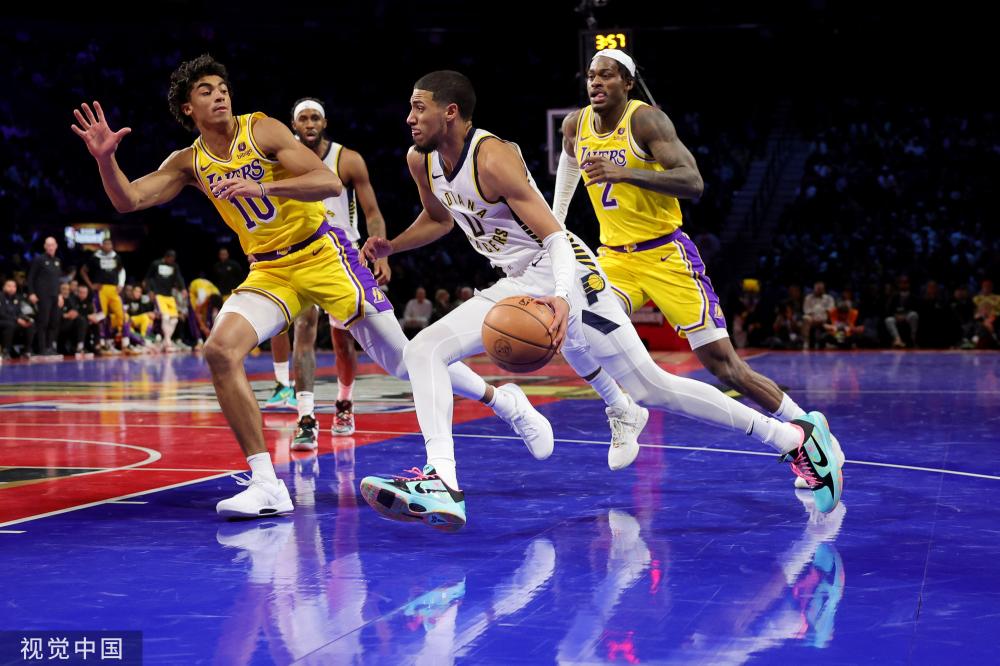 自由式滑雪 自由式滑雪